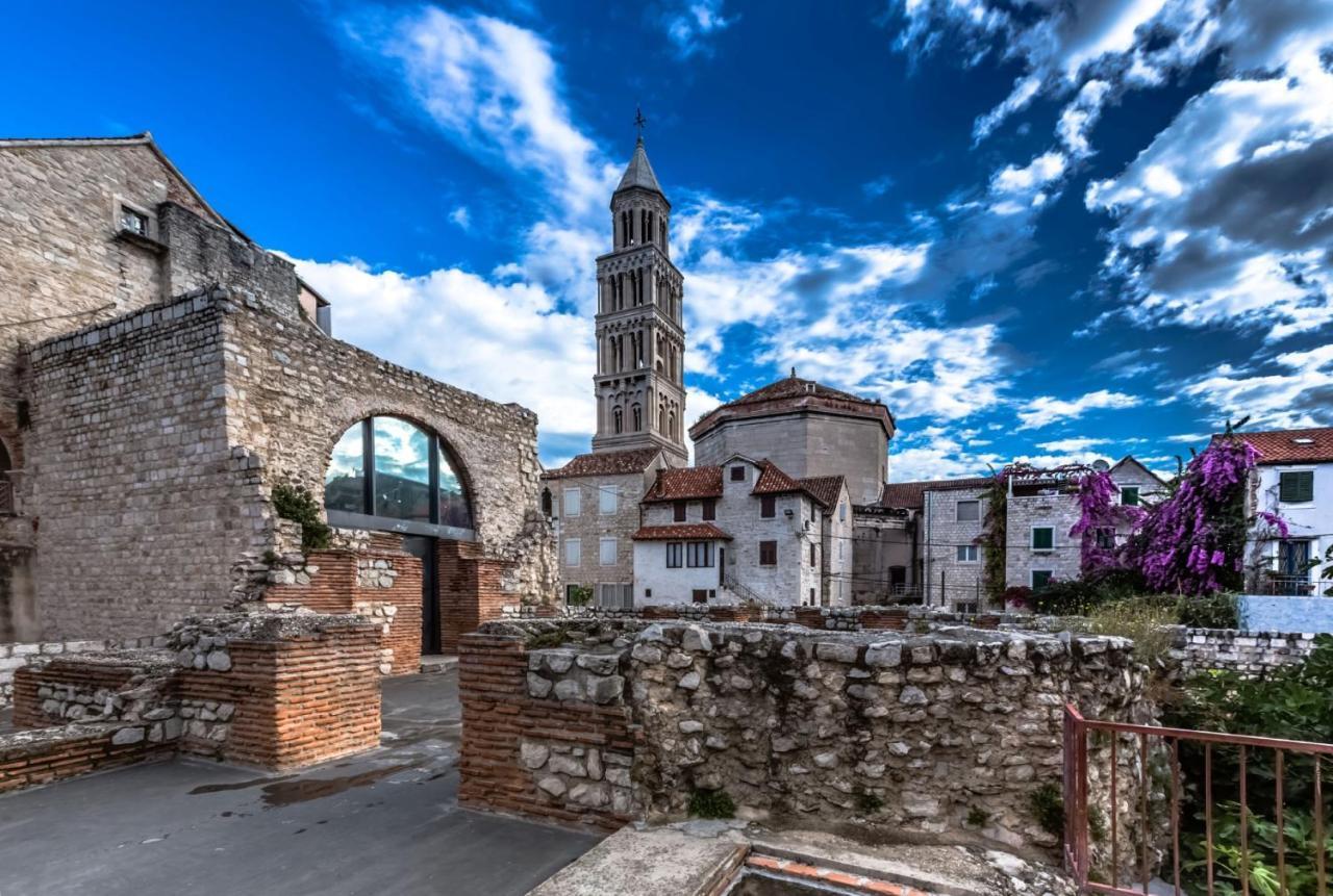 Modern And Practical Studio In The Heart Of Split Ngoại thất bức ảnh