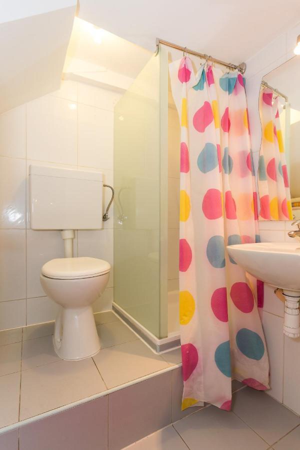 Modern And Practical Studio In The Heart Of Split Ngoại thất bức ảnh